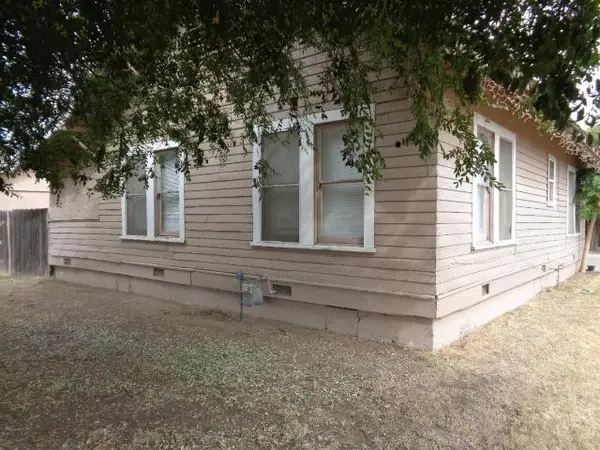 520 E Myra Avenue, Reedley, CA 93654