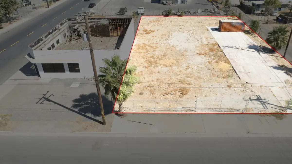 109 S Brown Street, Hanford, CA 93230 - #1