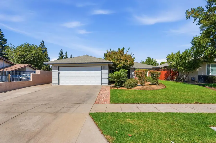 2840 W Acacia Avenue, Fresno, CA 93705 - #2