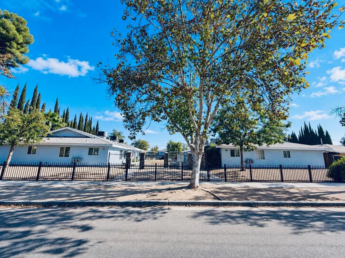 944 B Street, Fresno, CA 93706 - #1