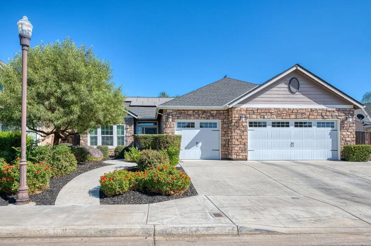 2537 Junipero Avenue, Clovis, CA 93619 - #1