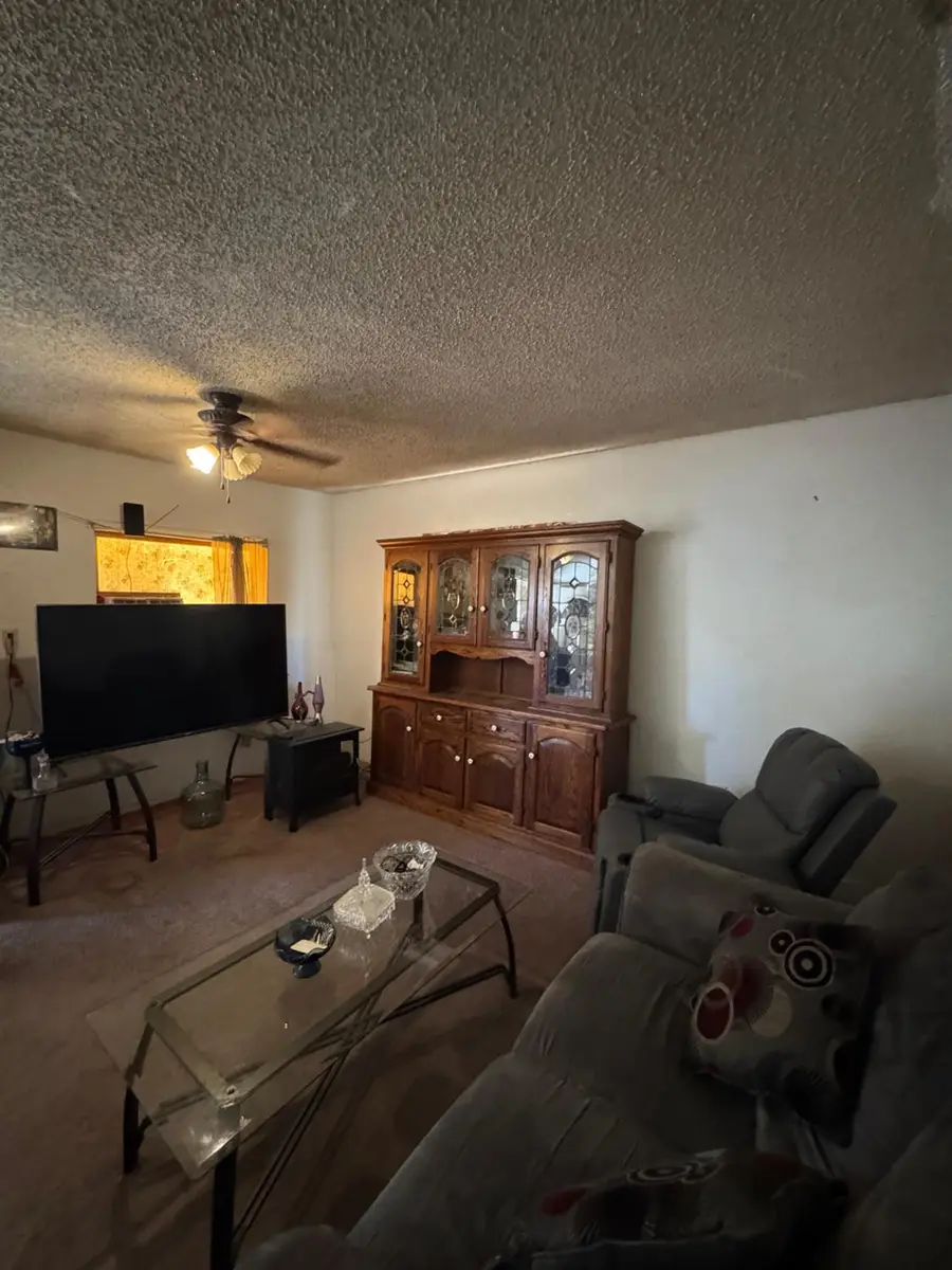 1010 C St, Reedley, CA 93654 - #3