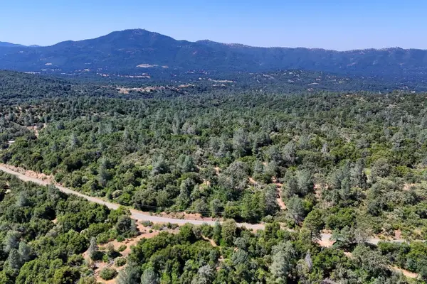47850 Road 620, Oakhurst, CA 93644