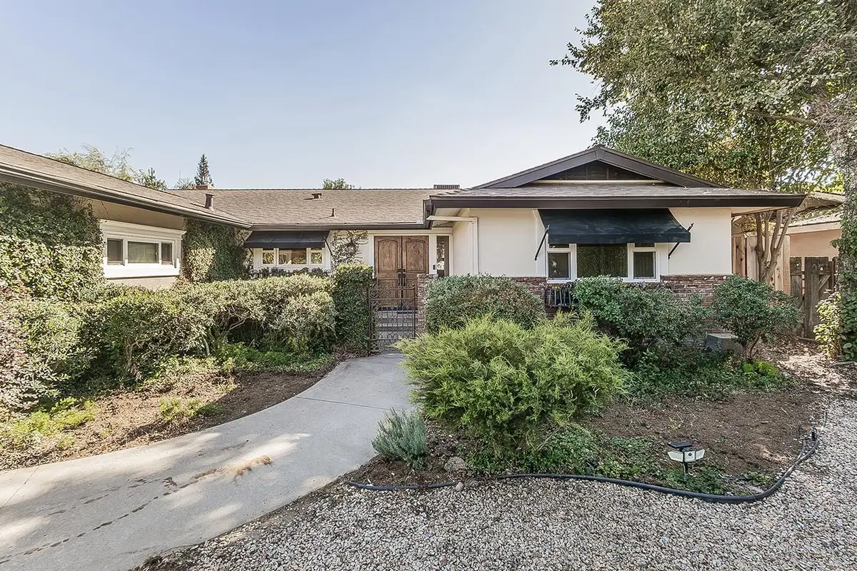 783 W Carpenter Avenue, Reedley, CA 93654 - #1