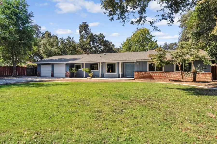 93 Trout Lake Drive, Sanger, CA 93657 - #3