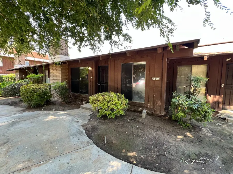4869 E Butler Avenue #102, Fresno, CA 93727 - #2