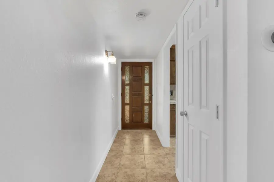 3924 E Farrin Ave, Fresno, CA 93726 - #2