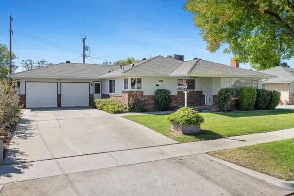 3476 E Redlands Avenue, Fresno, CA 93726