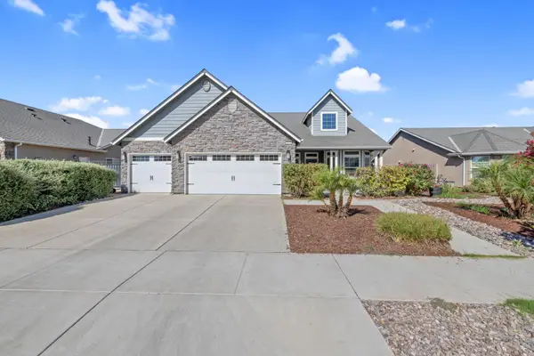 2521 N Fontana Street, Visalia, CA 93291