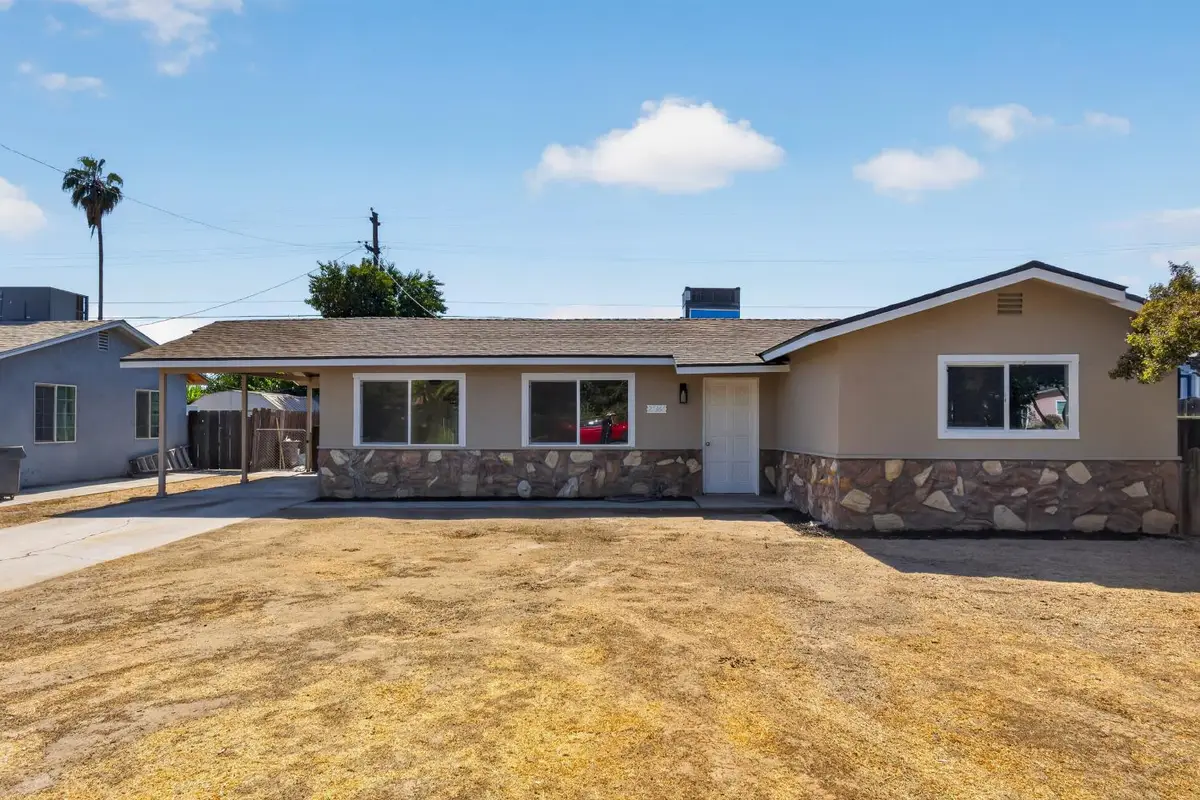 27366 Parkwood Avenue, Madera, CA 93637 - #1