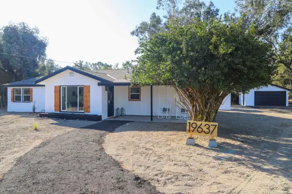 19637 E American Avenue, Reedley, CA 93654