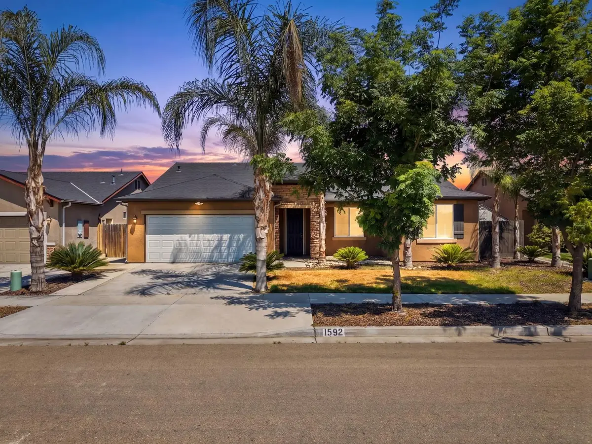 1592 Sidonia Street, Hanford, CA 93230 - #1