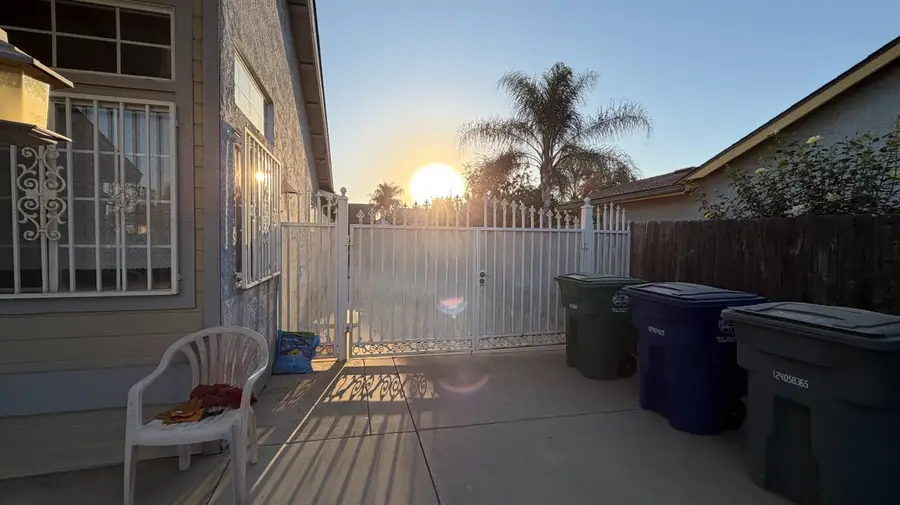 2092 Jasper Street, Selma, CA 93662 - #3