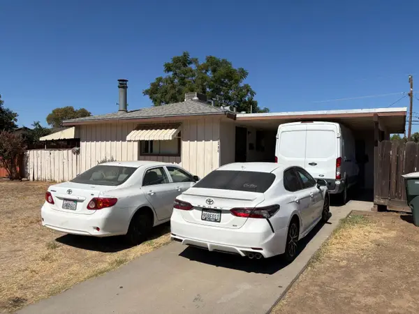4294 N Holt Avenue, Fresno, CA 93705