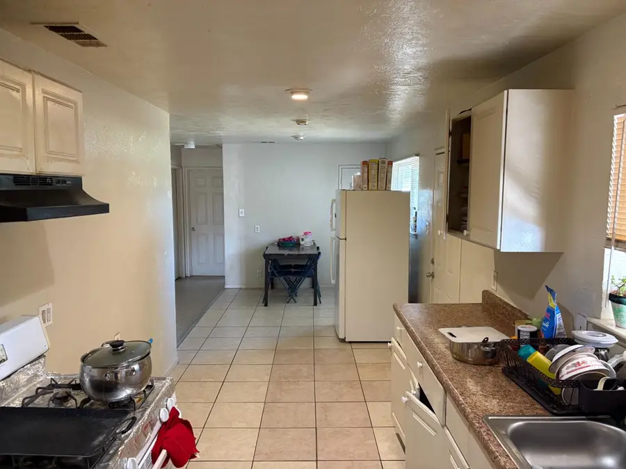 4294 N Holt Avenue, Fresno, CA 93705 - #2