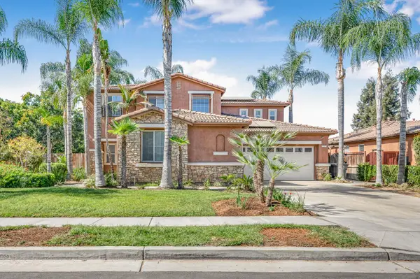 877 Lily Avenue, Sanger, CA 93657
