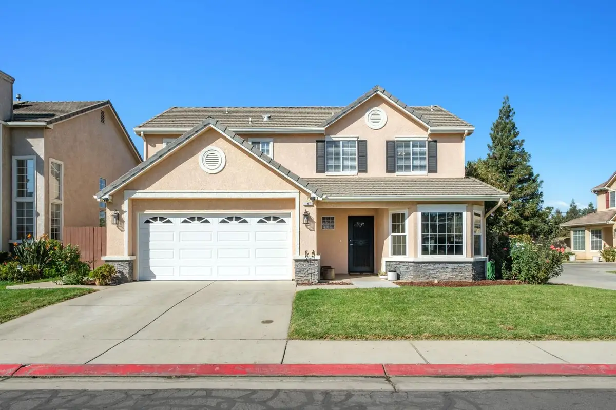 147 Santa Monica Avenue, Sanger, CA 93657 - #1