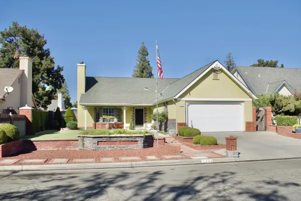 2122 E Cromwell Avenue, Fresno, CA 93720