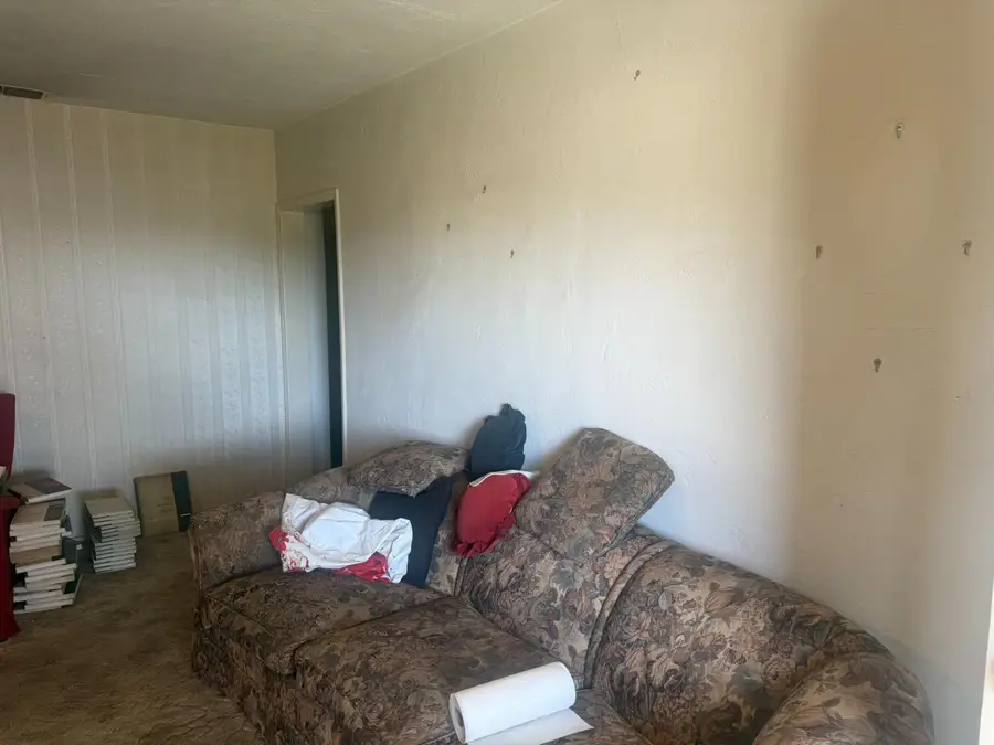 2960 S Elm Avenue, Fresno, CA 93706 - #2