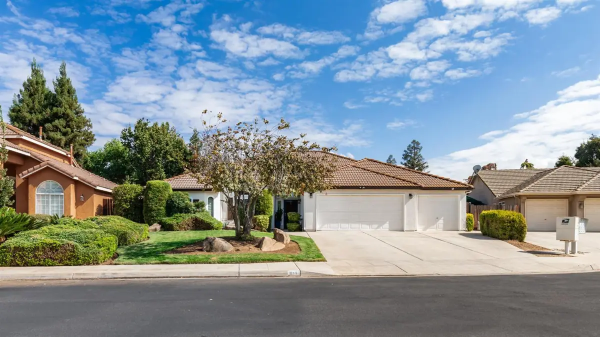 611 N Adler Avenue, Clovis, CA 93611 - #1