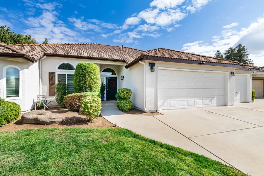 611 N Adler Avenue, Clovis, CA 93611 - #3