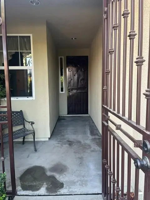 474 Serena Avenue, Clovis, CA 93619 - #2