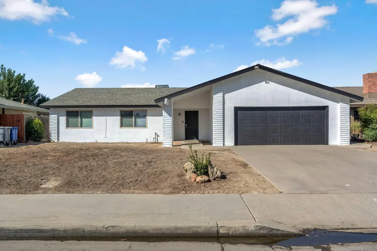 3231 Mulberry Street, Selma, CA 93662 - #1