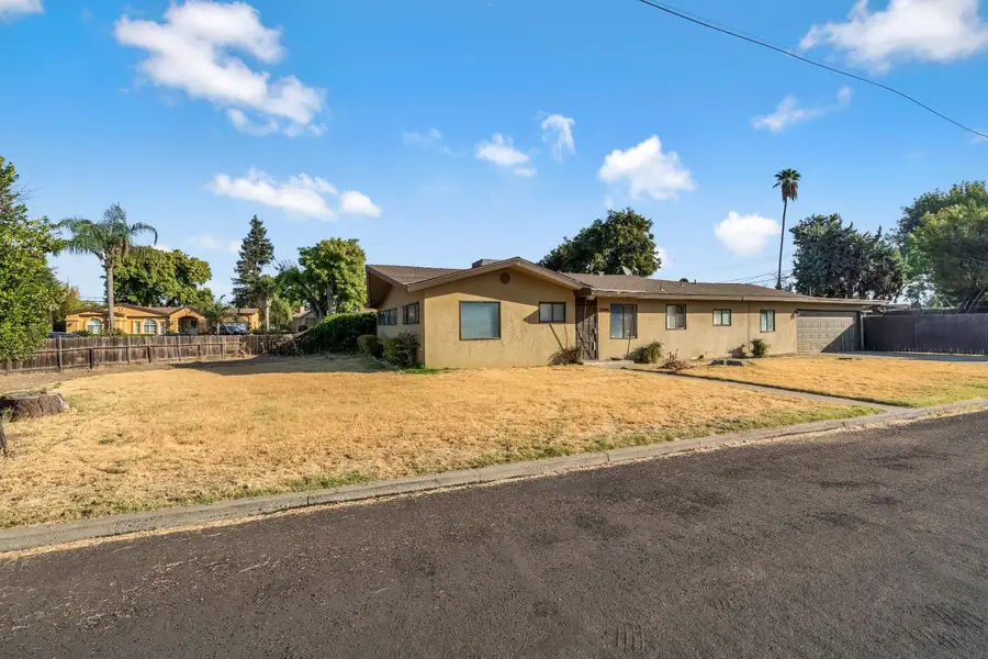 4739 E Princeton Avenue, Fresno, CA 93703 - #2