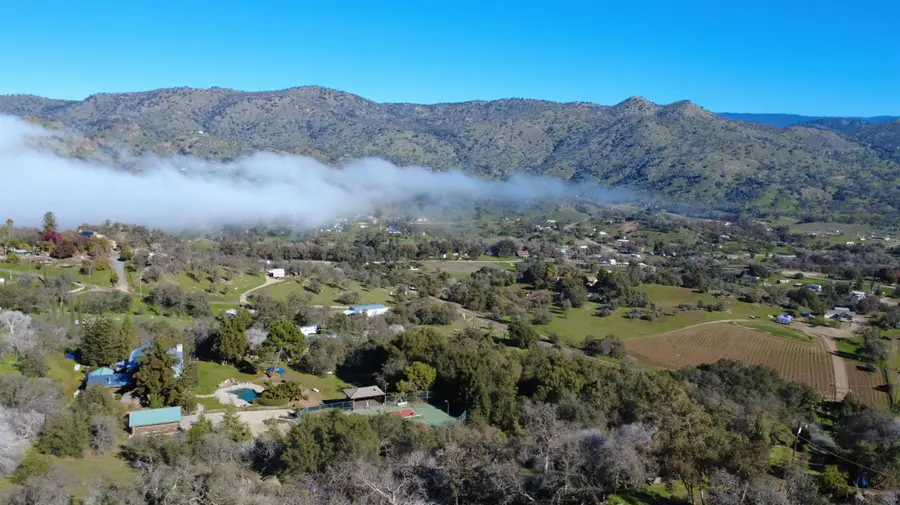 37087 Pebble Lane, Yokuts Valley, CA 93675 - #2