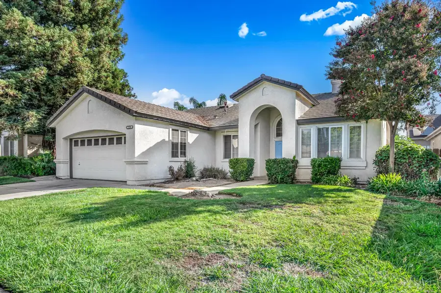 7276 N Gregory Avenue, Fresno, CA 93722 - #3