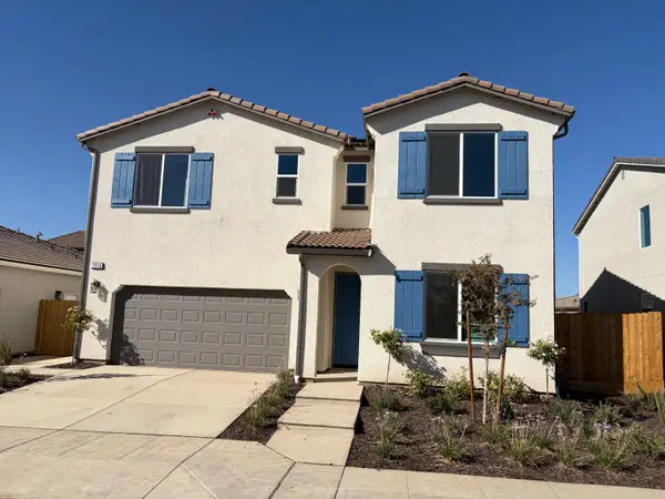 2910 E Tramonto Drive, Fresno, CA 93730