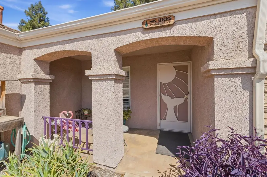 2308 E Bedford Avenue, Fresno, CA 93720 - #3