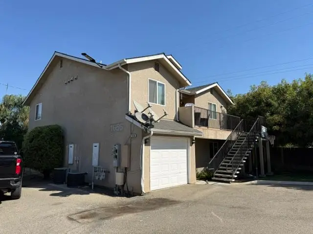1652 N 6th Street, Fresno, CA 93703 - #1