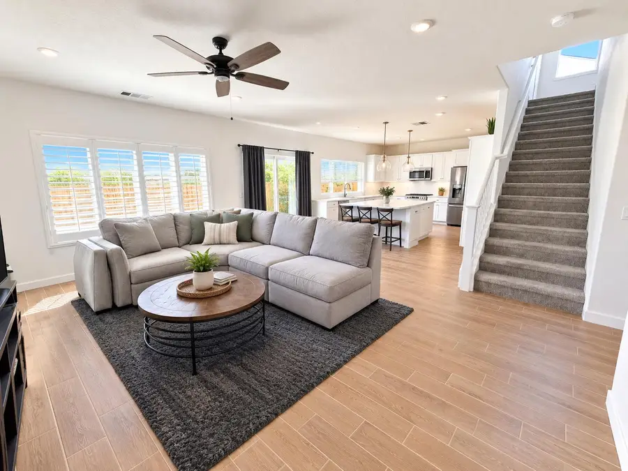3360 La Mirada Avenue, Clovis, CA 93619 - #3