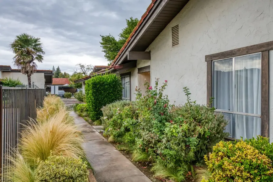 317 W Sierra Avenue #122, Fresno, CA 93704 - #2