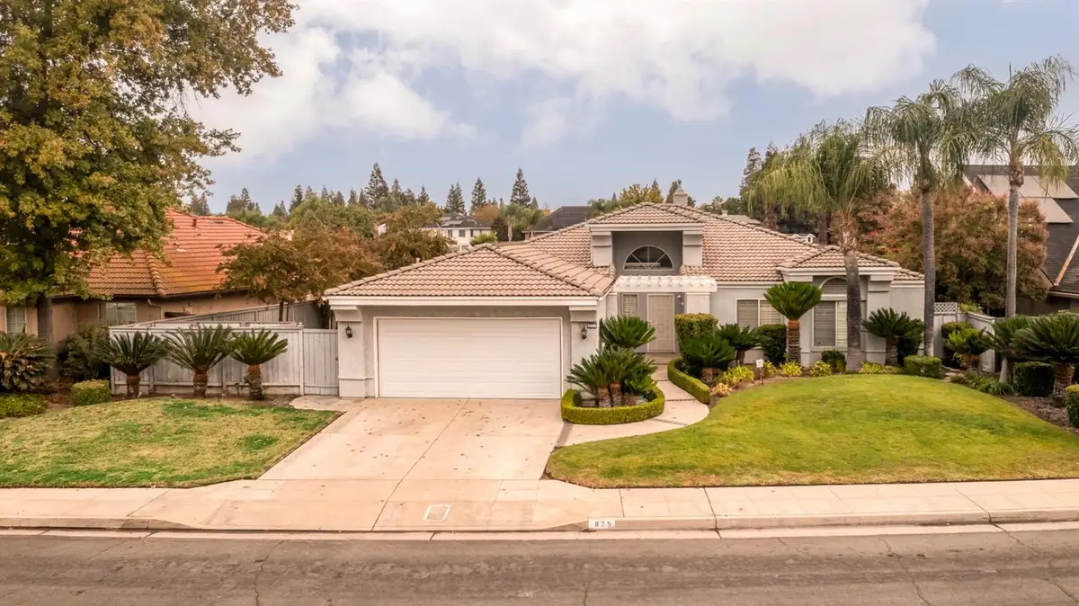 825 E Catalina Circle, Fresno, CA 93730 - #1