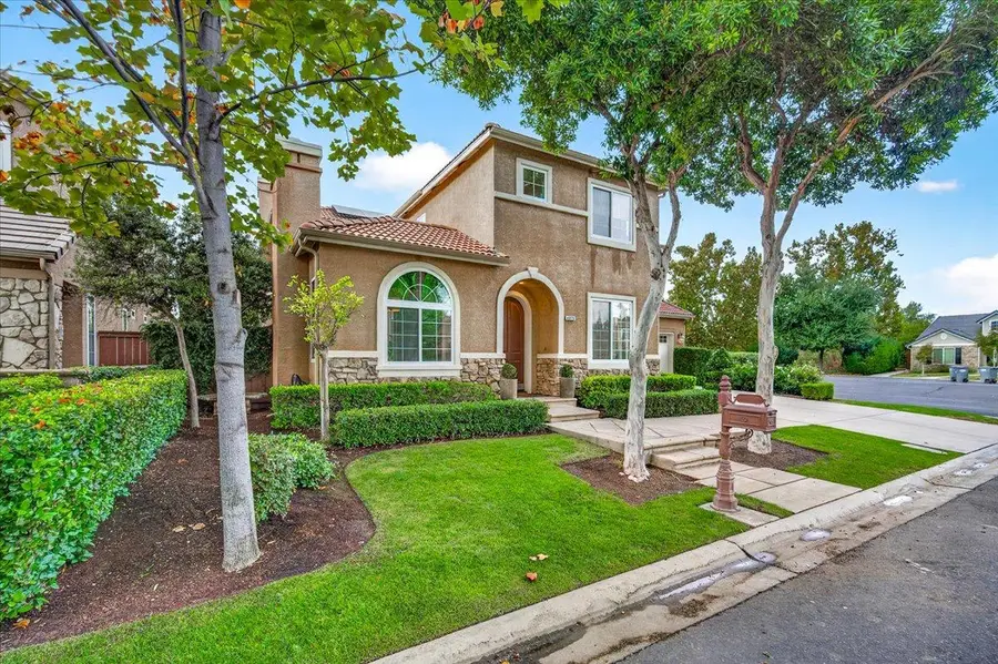4075 N River Rock Way, Clovis, CA 93619 - #3