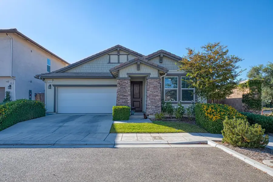 362 Atlantica Drive S, Madera, CA 93636 - #3