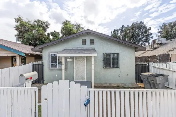 3118 E Mckenzie Avenue, Fresno, CA 93702