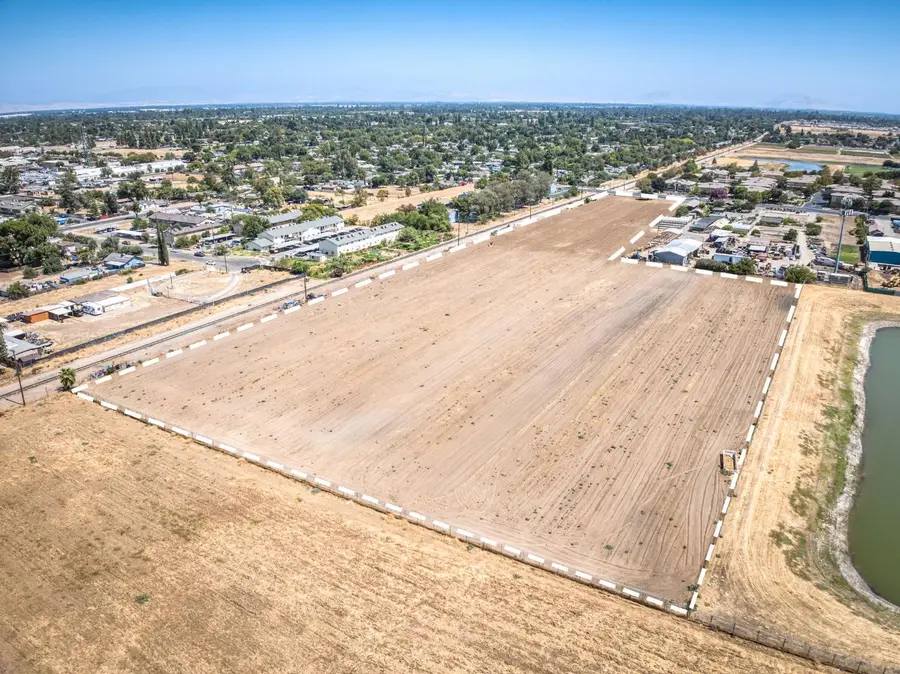 2134 S Maple, Fresno, CA 93725 - #3