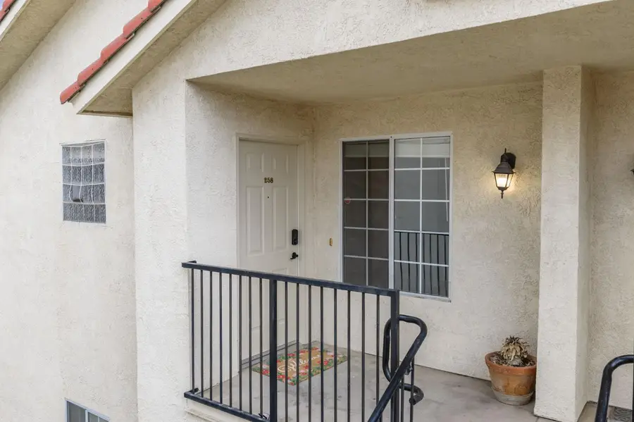 1542 E Alluvial Avenue #258, Fresno, CA 93720 - #2