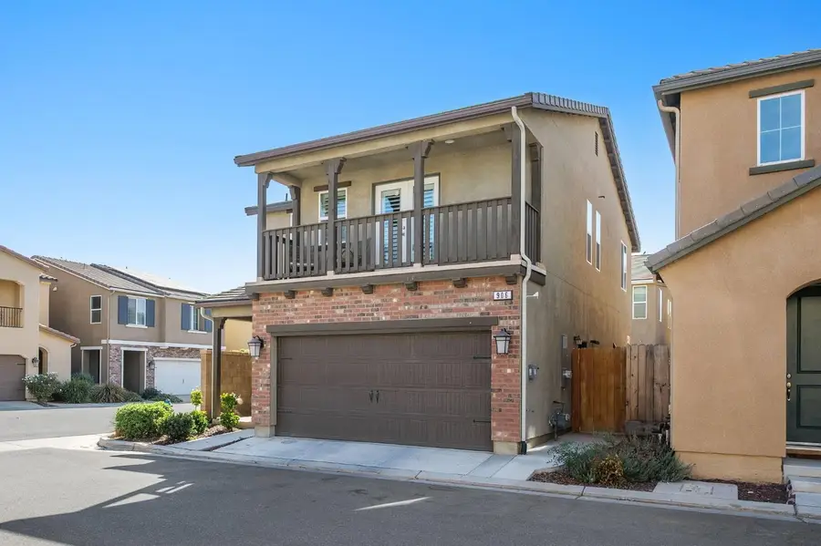 906 Wishon Avenue W, Madera, CA 93636 - #3