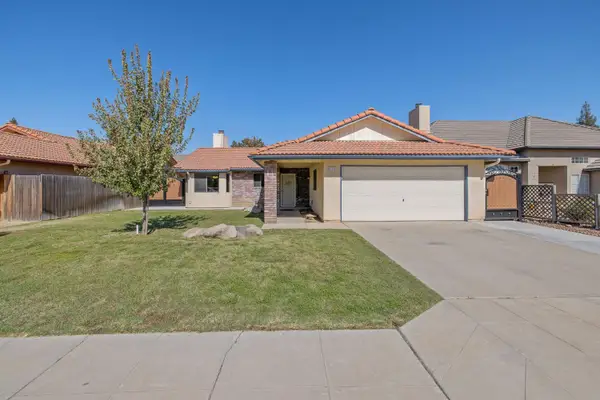 2152 E Jon Drive, Fresno, CA 93720