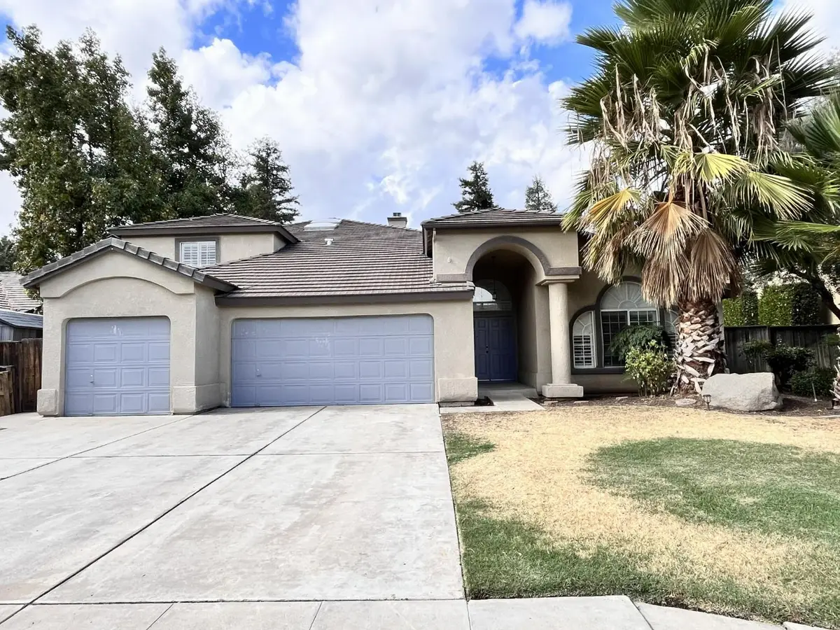 3278 Magnolia Avenue, Clovis, CA 93611 - #1
