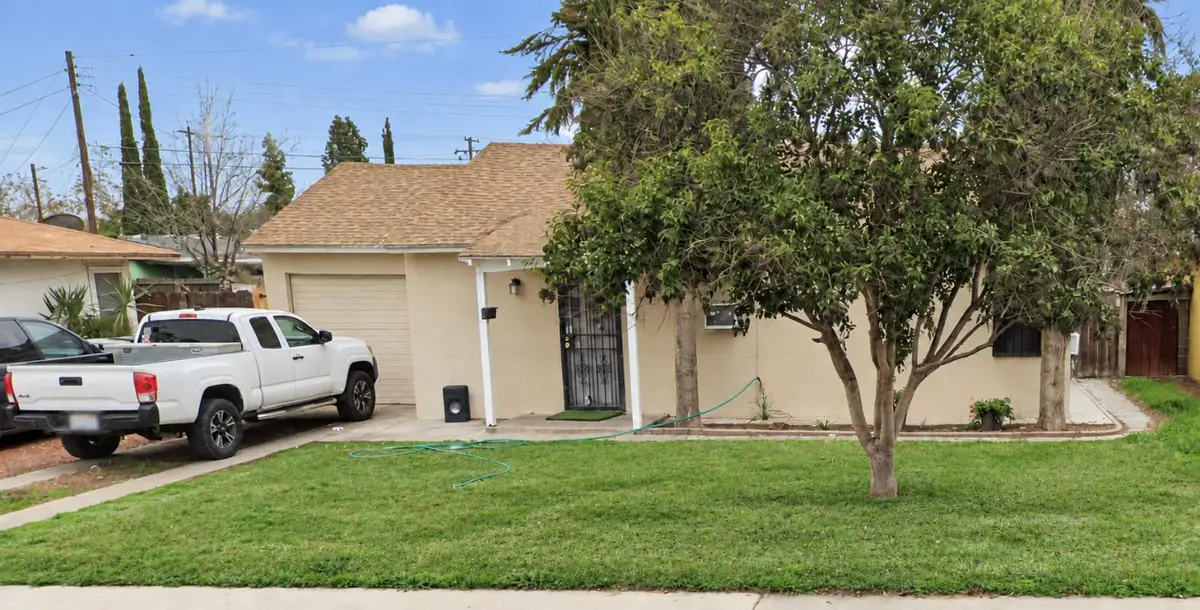 3876 Braly Ave, Fresno, CA 93702 - #1