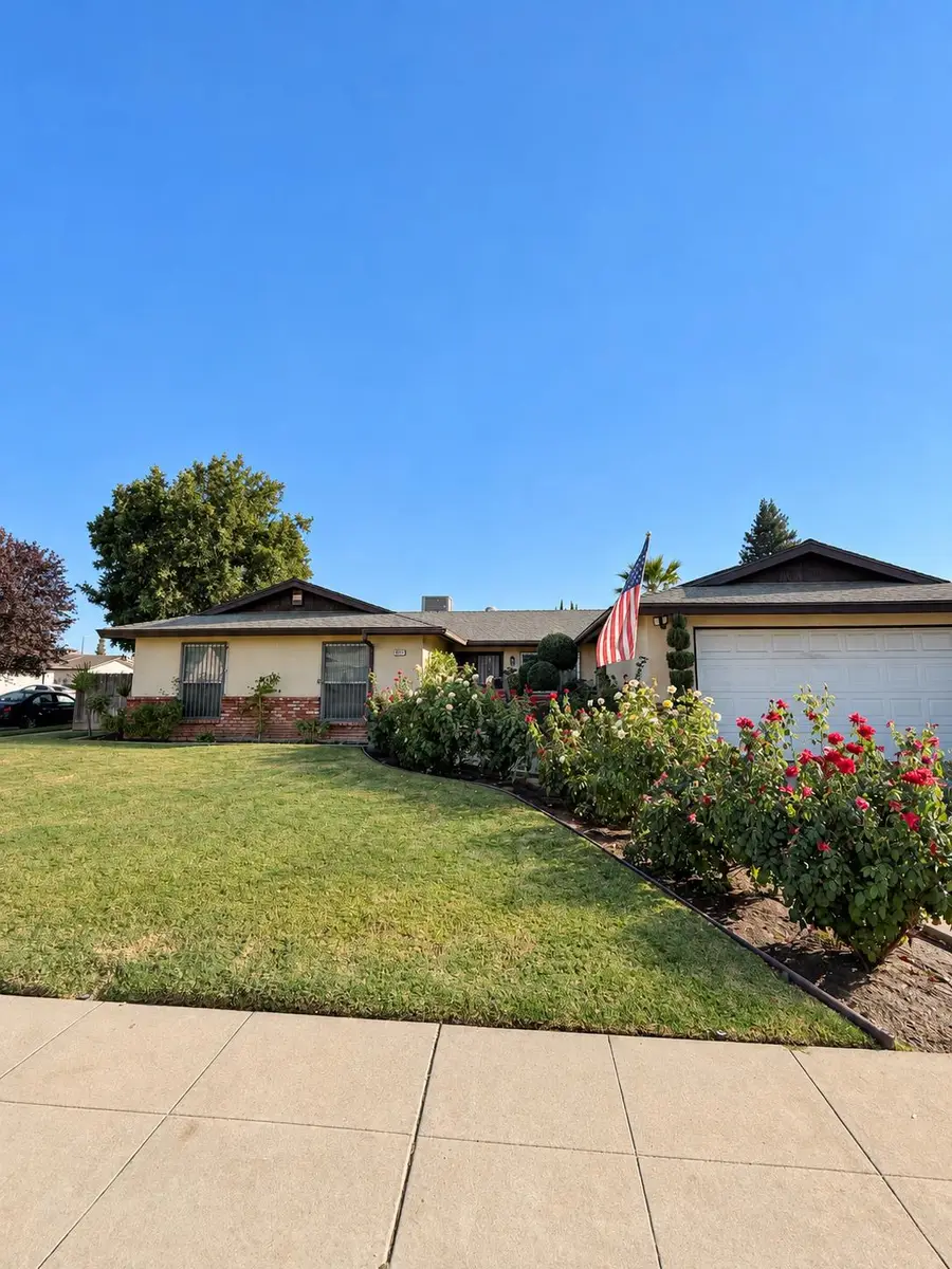 5274 E Balch, Fresno, CA 93727 - #2