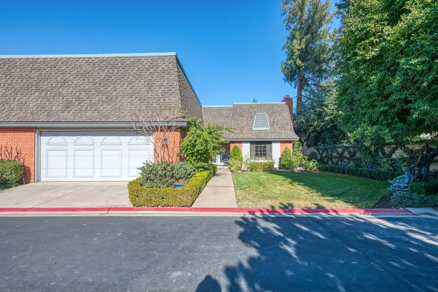 2806 W Kensington Lane, Fresno, CA 93711 - #2