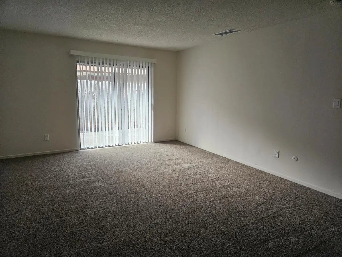 33 W Santa Ana Avenue #C, Clovis, CA 93612 - #1
