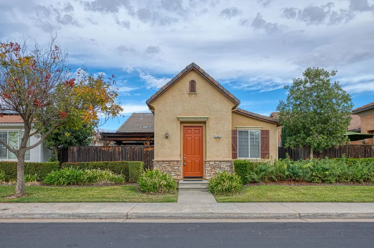 1663 N Dutch Avenue, Clovis, CA 93619 - #1