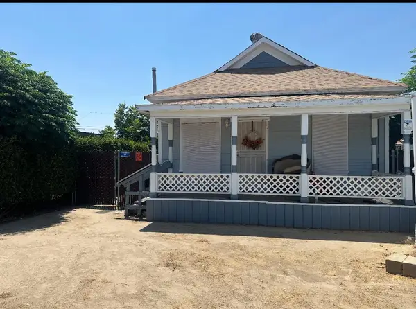 2419 Knowles, Selma, CA 93662